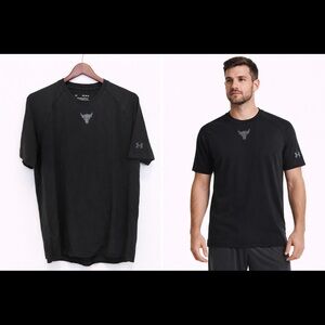 Under Armour Project Rock Black Tee HeatGear Medium Gym Shirt